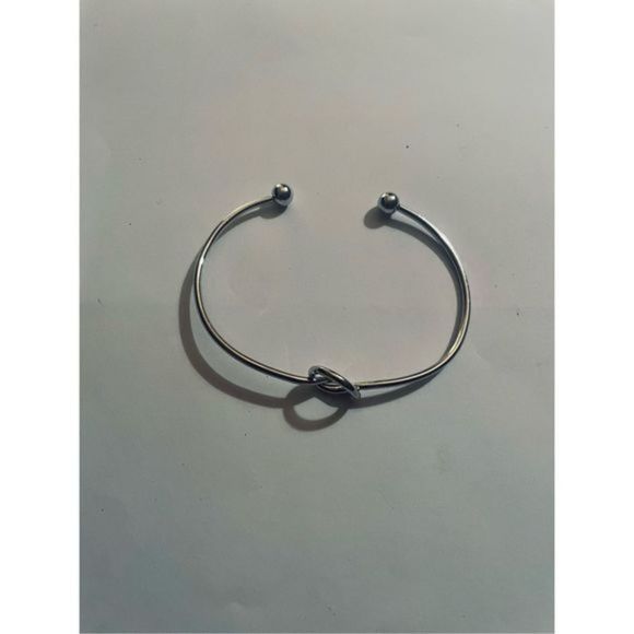 SILVER TWIST BRACELET - Picture 1 of 5